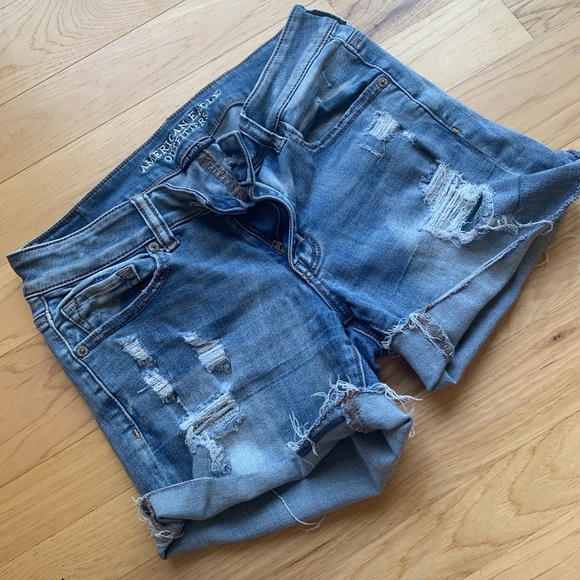 Assorted American Eagle Shorts! Sizes 8-10